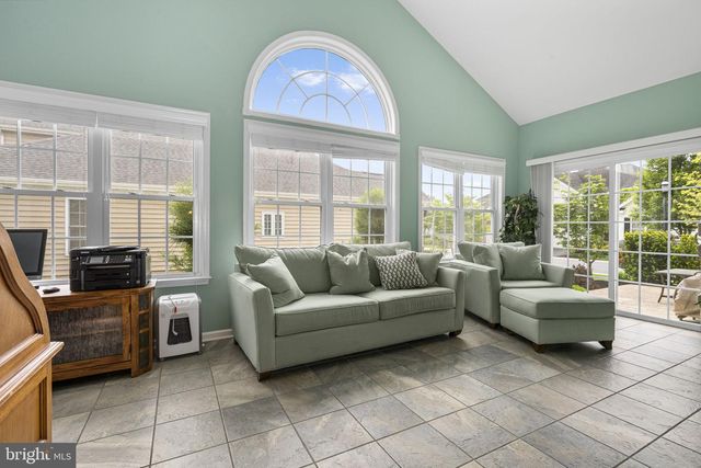 1022 GLORY WAY, Lititz, PA 17543
