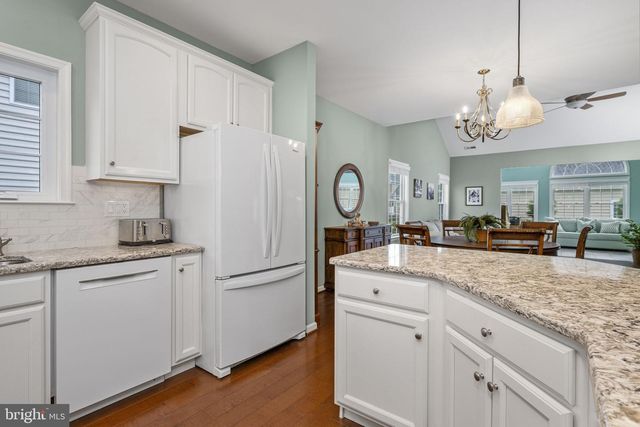 1022 GLORY WAY, Lititz, PA 17543