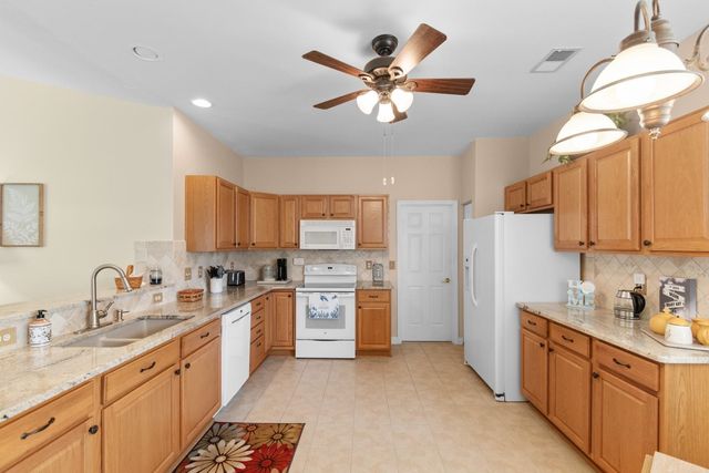 210 Vermillion Dr., Little River, SC 29566