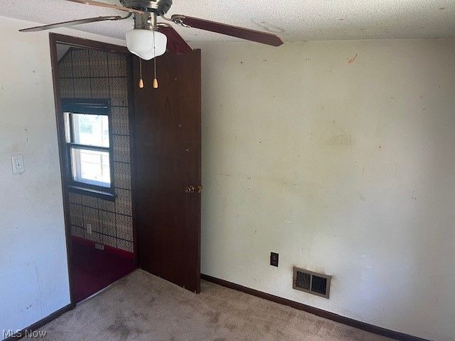 1148 Columbus Drive, Holland, OH 43528