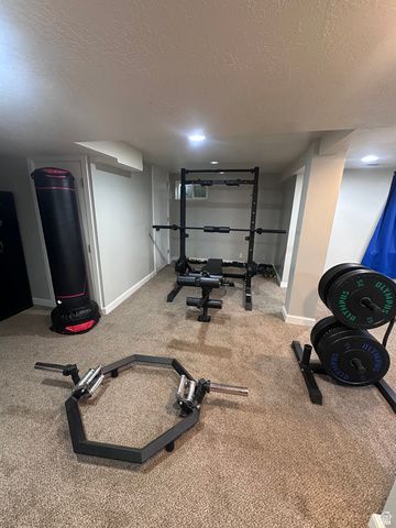 590 WOODLAND CIR, Bountiful, UT 84010