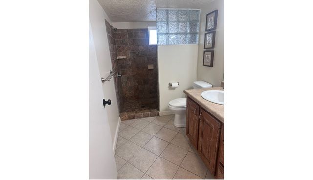 590 WOODLAND CIR, Bountiful, UT 84010