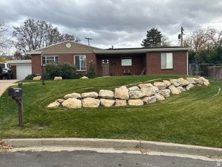 590 WOODLAND CIR, Bountiful, UT 84010