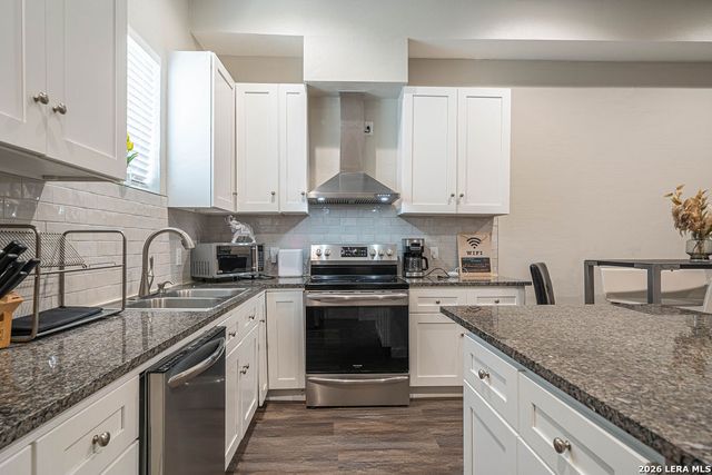 2406 MARTIN LUTHER KING DR, San Antonio, TX 78203