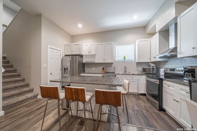 2406 MARTIN LUTHER KING DR, San Antonio, TX 78203