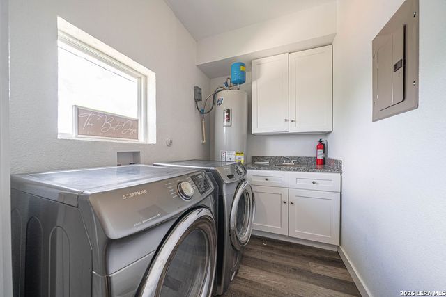 2406 MARTIN LUTHER KING DR, San Antonio, TX 78203