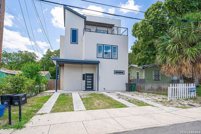 2406 MARTIN LUTHER KING DR, San Antonio, TX 78203