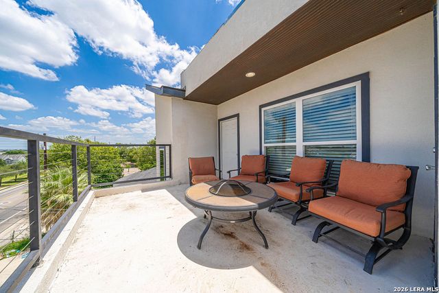 2406 MARTIN LUTHER KING DR, San Antonio, TX 78203