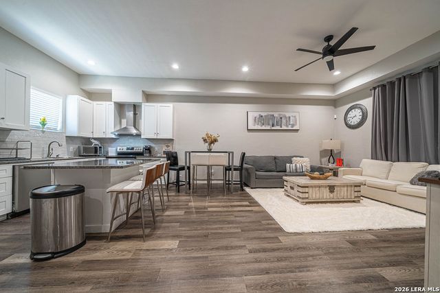 2406 MARTIN LUTHER KING DR, San Antonio, TX 78203