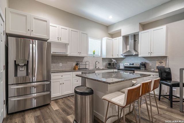 2406 MARTIN LUTHER KING DR, San Antonio, TX 78203