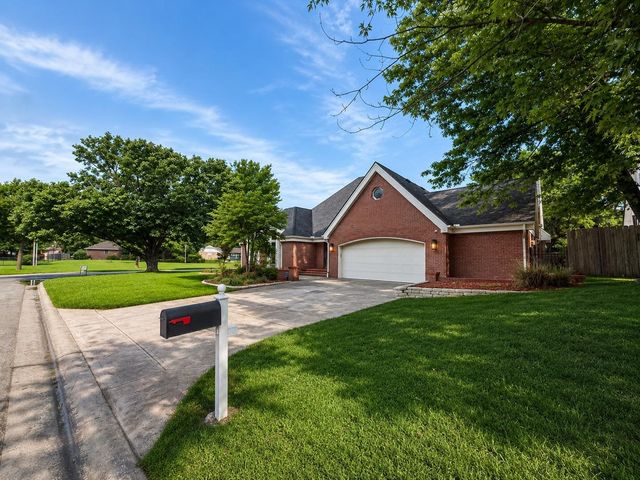 6904 E Aberdeen, Wichita, KS 67206