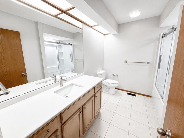 6904 E Aberdeen, Wichita, KS 67206