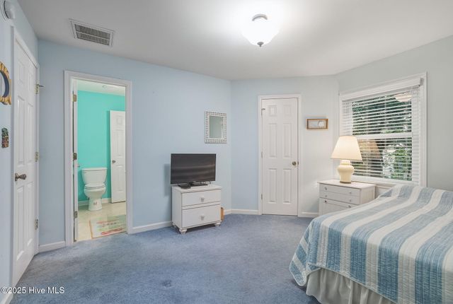 3904 Emerald Drive, Emerald Isle, NC 28594