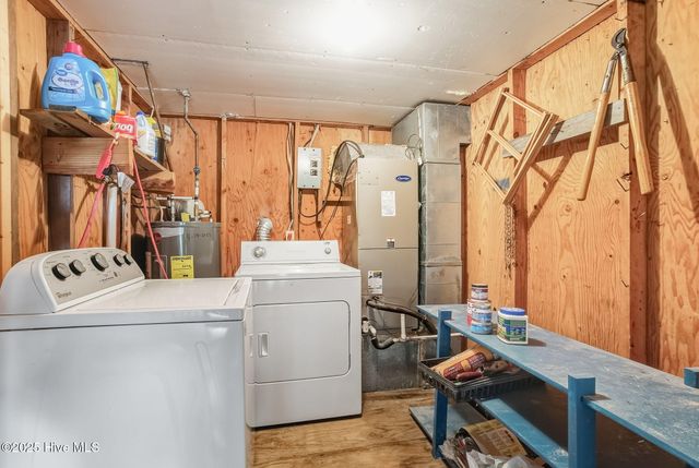 3904 Emerald Drive, Emerald Isle, NC 28594