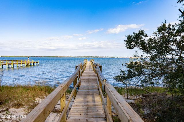 3904 Emerald Drive, Emerald Isle, NC 28594