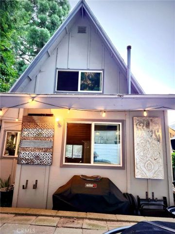 445 Redwood Drive, Crestline, CA 92322