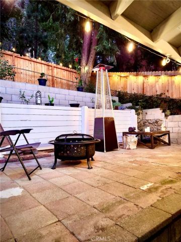 445 Redwood Drive, Crestline, CA 92322