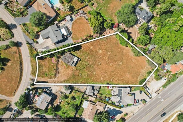 10752 Lupin Way, La Mesa, CA 91941