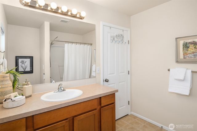 21272 SE 275th Court, Maple Valley, WA 98038