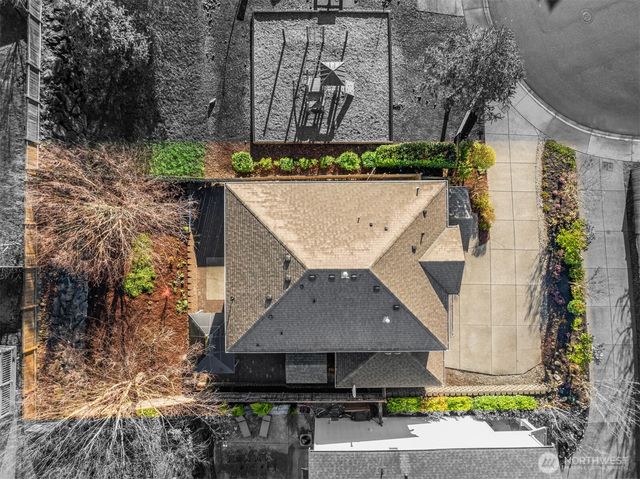 21272 SE 275th Court, Maple Valley, WA 98038