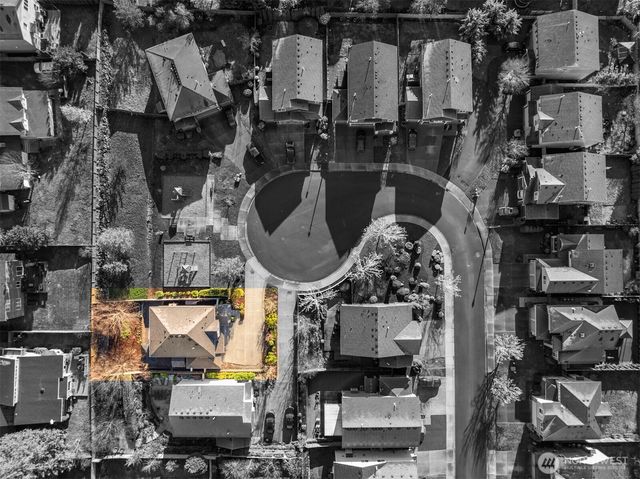 21272 SE 275th Court, Maple Valley, WA 98038