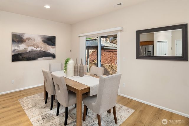 21272 SE 275th Court, Maple Valley, WA 98038