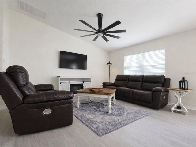 16075 NE 16TH TERRACE, Citra, FL 32113