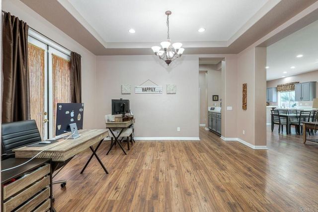 3225 Hidden Estates Lane, Escondido, CA 92027