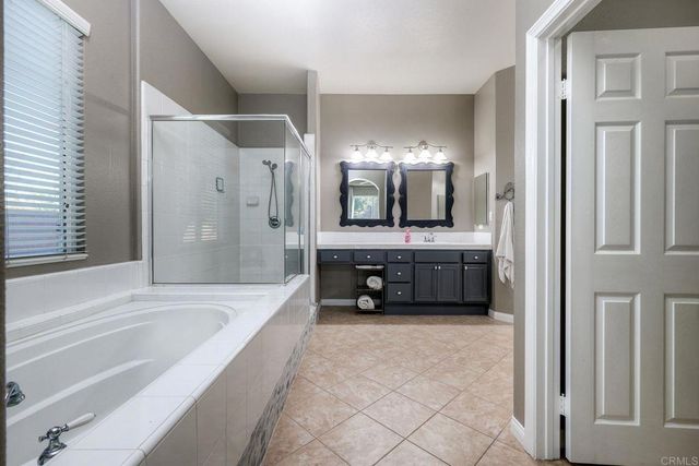 3225 Hidden Estates Lane, Escondido, CA 92027