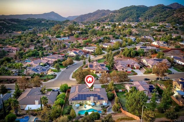 3225 Hidden Estates Lane, Escondido, CA 92027