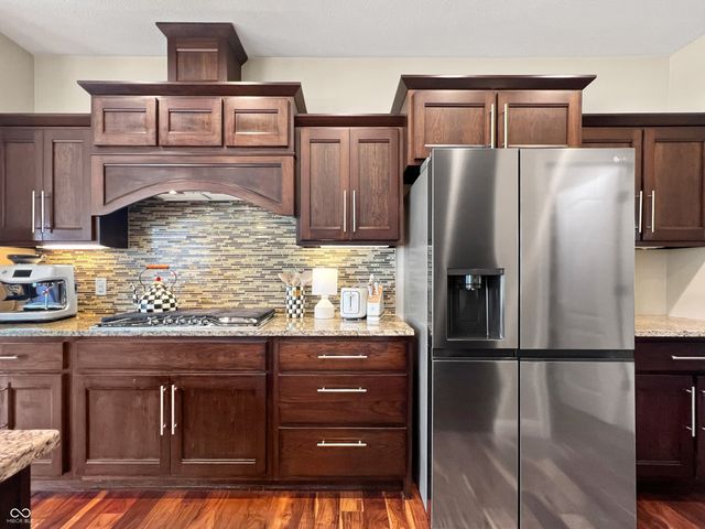 88 Westbrook Court, Columbus, IN 47201