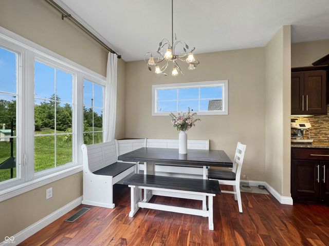 88 Westbrook Court, Columbus, IN 47201
