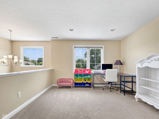 88 Westbrook Court, Columbus, IN 47201