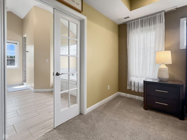 88 Westbrook Court, Columbus, IN 47201