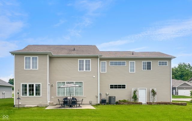 88 Westbrook Court, Columbus, IN 47201
