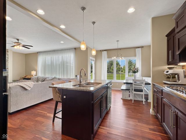 88 Westbrook Court, Columbus, IN 47201