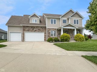 88 Westbrook Court, Columbus, IN 47201