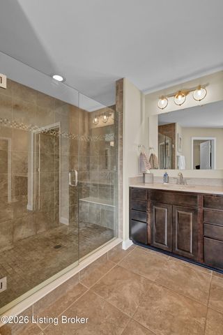 89 Persimmon Ridge Dr, Louisville, KY 40245