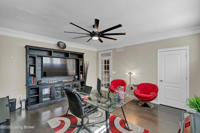 89 Persimmon Ridge Dr, Louisville, KY 40245