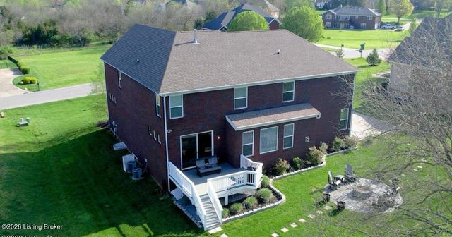 89 Persimmon Ridge Dr, Louisville, KY 40245