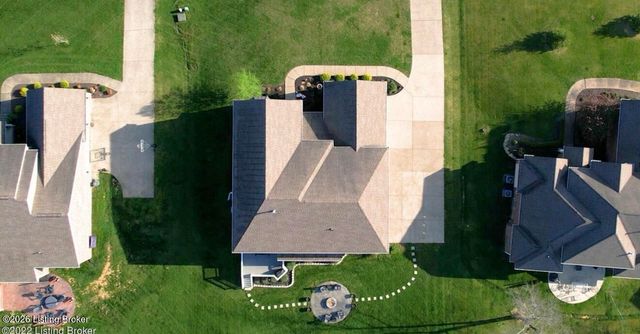 89 Persimmon Ridge Dr, Louisville, KY 40245