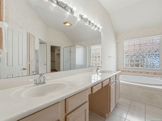 8522 Ulysses, Universal City, TX 78148