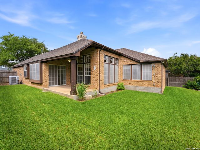8522 Ulysses, Universal City, TX 78148