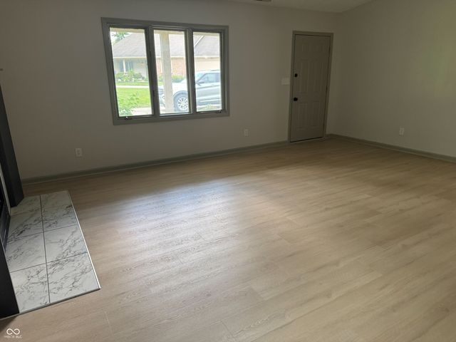 9332 Cinnebar Drive, Indianapolis, IN 46268