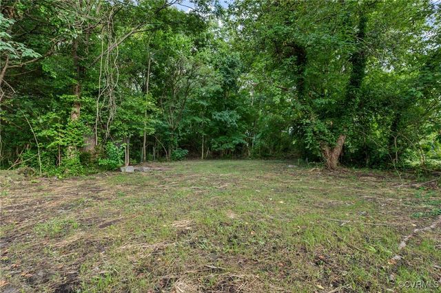1322 Halifax St, Petersburg, VA 23803