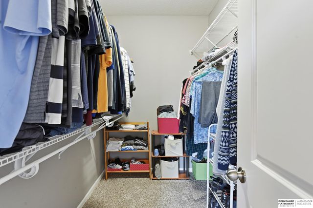 20908 Camden Avenue, Elkhorn, NE 68022