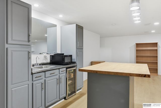 20908 Camden Avenue, Elkhorn, NE 68022