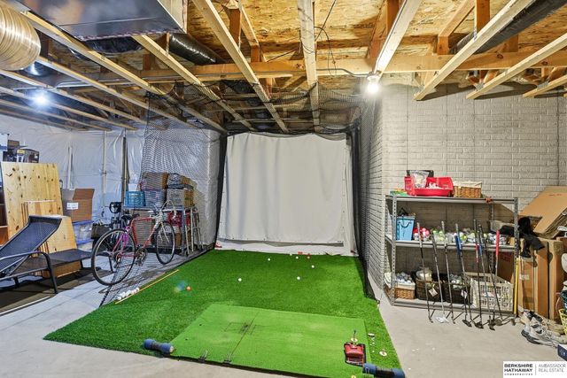 20908 Camden Avenue, Elkhorn, NE 68022