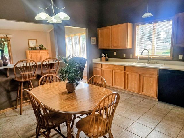 1604 Evergreen Drive, Janesville, WI 53546