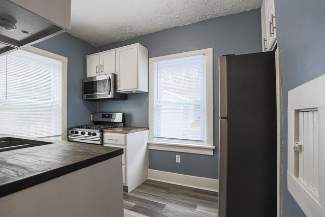 111 LOCUST LODGE Avenue, Council Bluffs, IA 51503